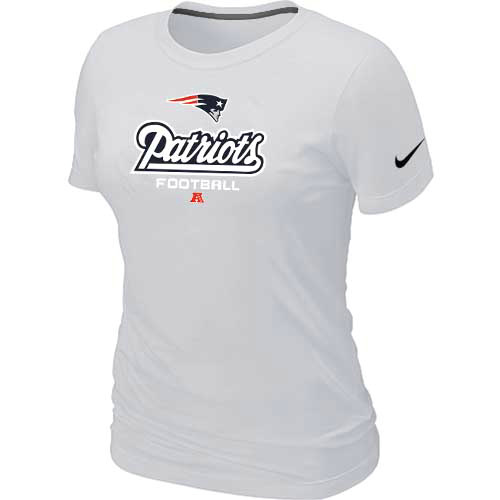 Nike New England Patriots Women's Critical Victory NFL T-Shirt - White